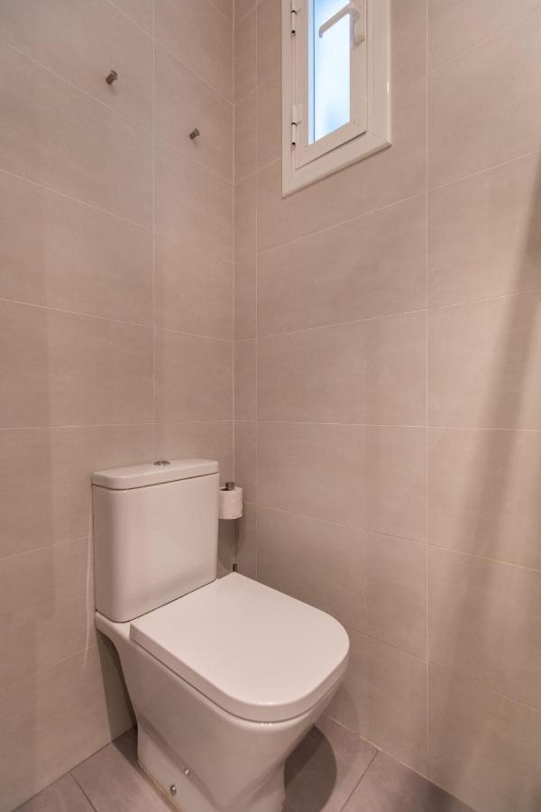 Appartamento Pere Serafi 2 Bedroom Barcellona